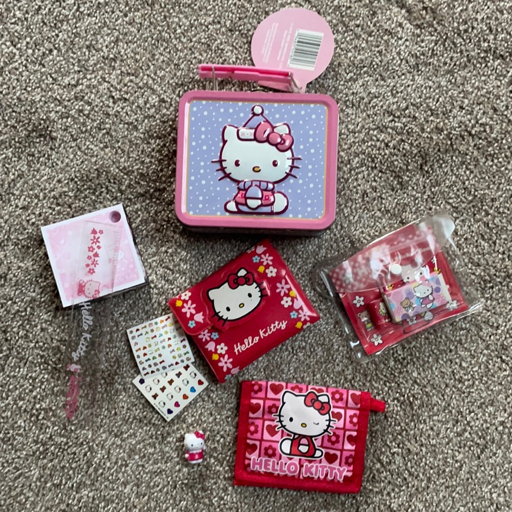 Vintage Hello Kitty c1998-2002 collectibles